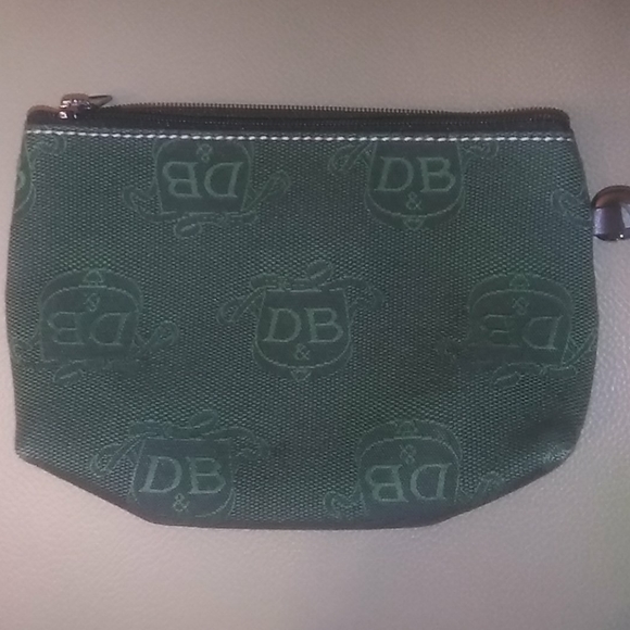 DOONEY & BOURKE TOTE With ACCESSORIES - Picture 9 of 13